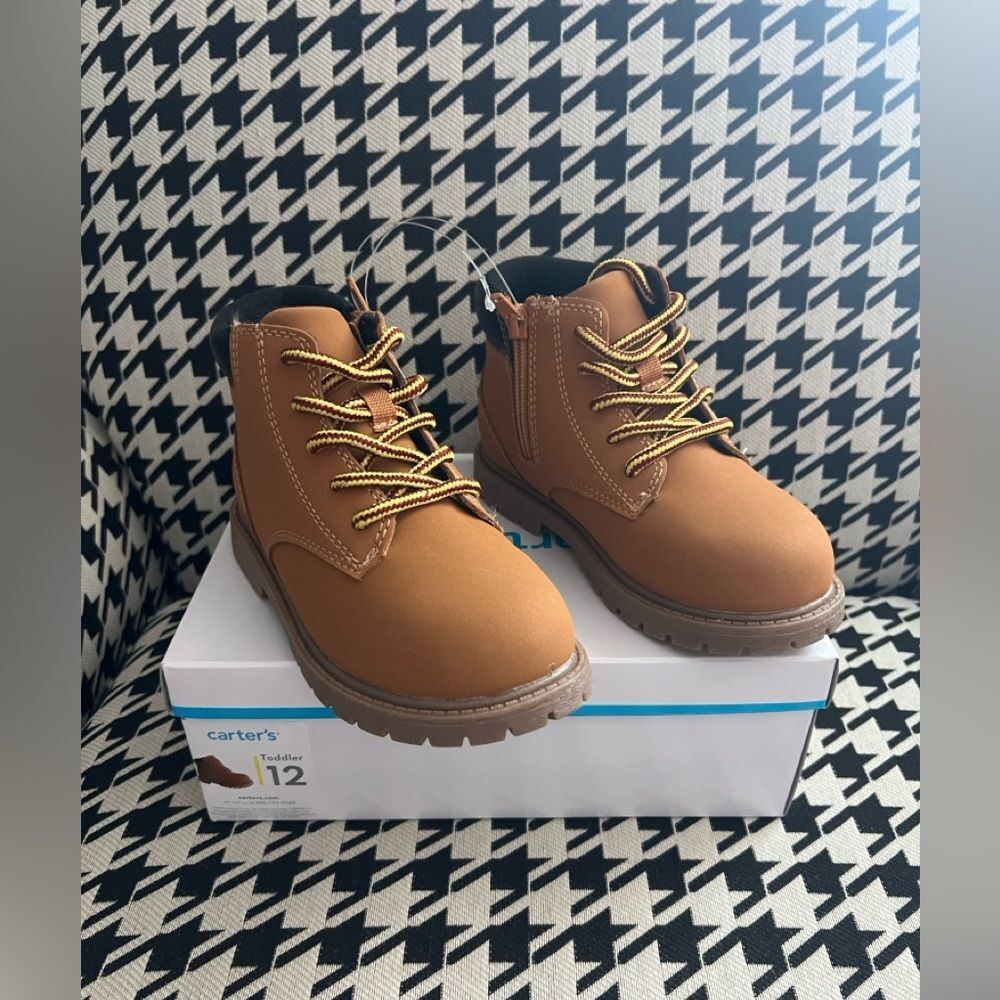 Carter's Landers Kids Boots-Size‎ 12